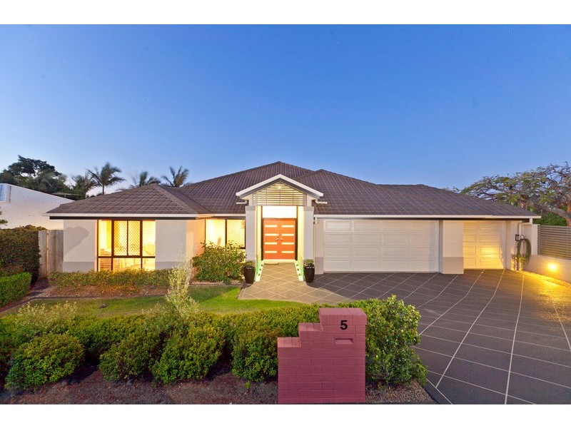 5 Waterview Place, Birkdale QLD 4159
