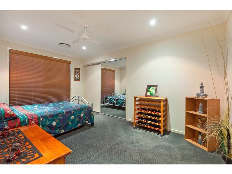 5 Waterview Place, Birkdale QLD 4159