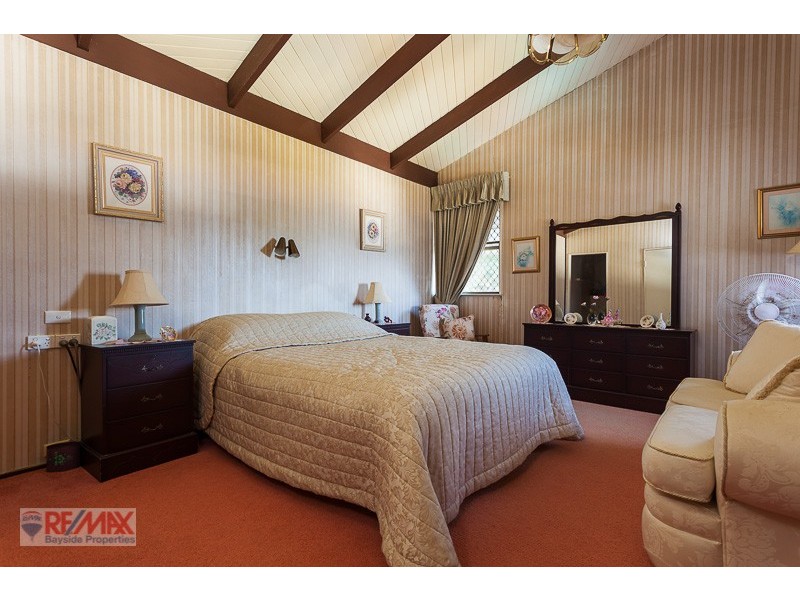 99 Shore Street North, Cleveland QLD 4163