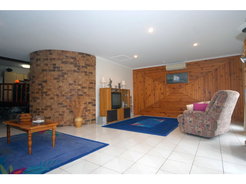 83 Bainbridge Street West, Ormiston QLD 4160