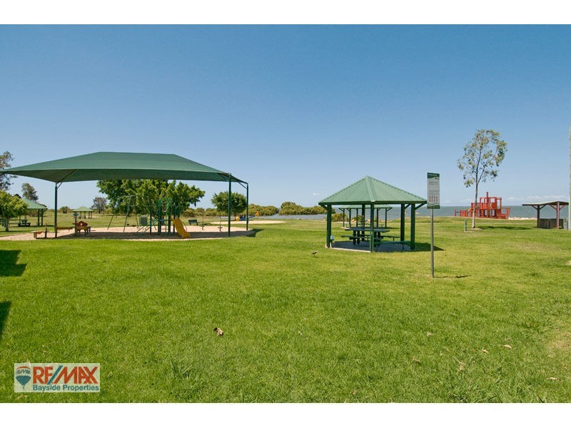 230 Mooroondu Road, Thorneside QLD 4158