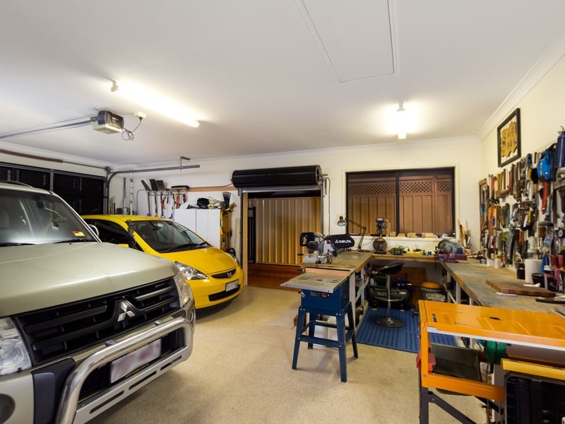 17 Voyagers Court, Raby Bay QLD 4163