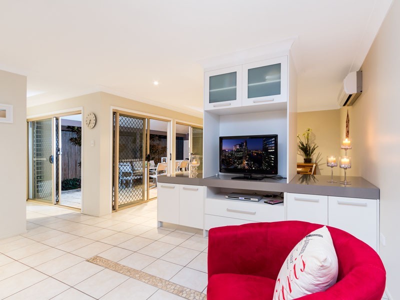 4 Phillip Street, Cleveland QLD 4163