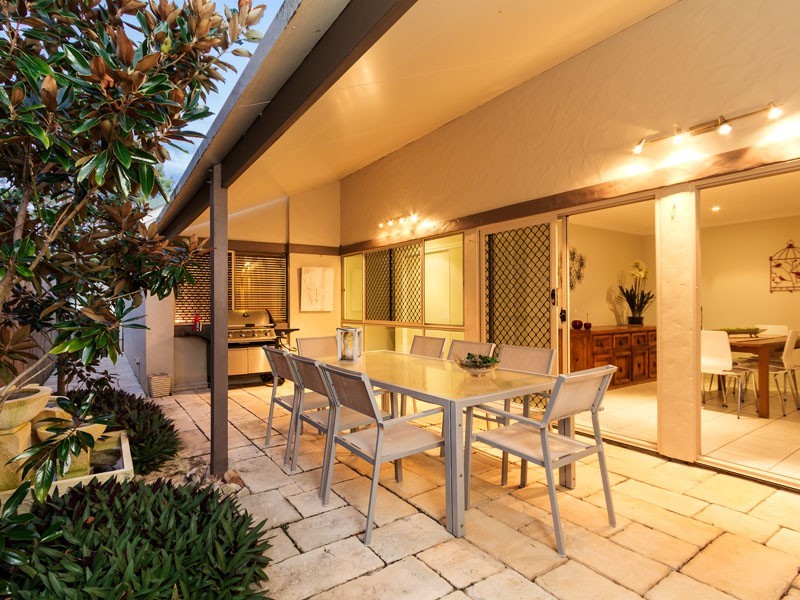 4 Phillip Street, Cleveland QLD 4163