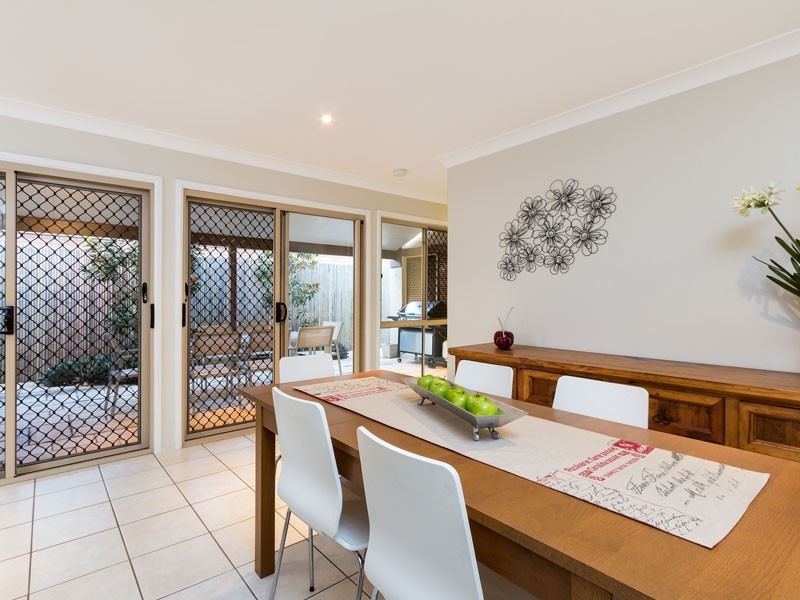 4 Phillip Street, Cleveland QLD 4163