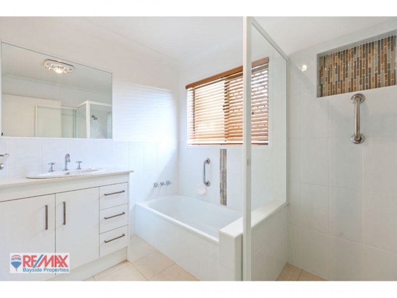 3/235 Bloomfield Street, Cleveland QLD 4163