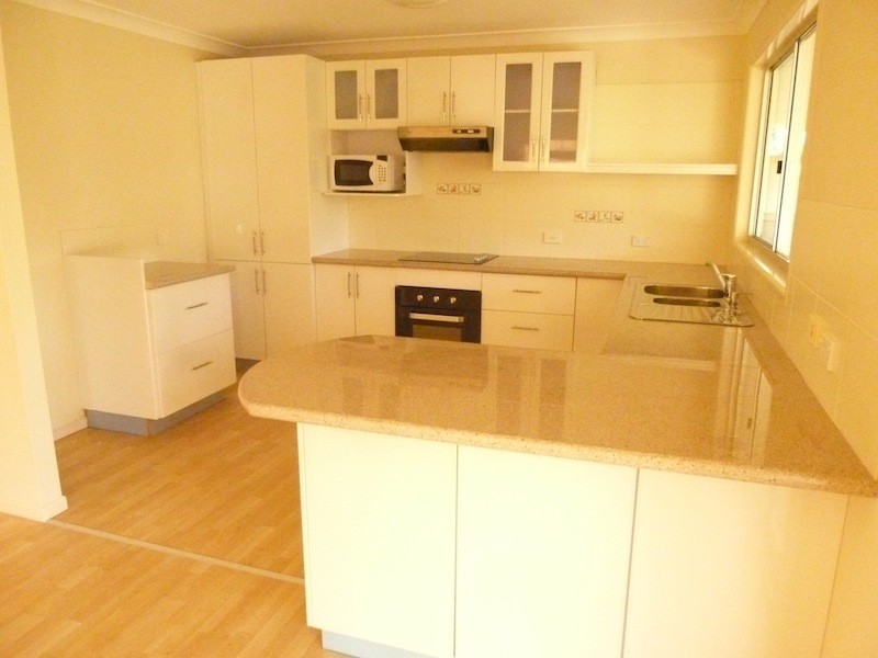 18 Hasting terrace, Macleay Island QLD 4184