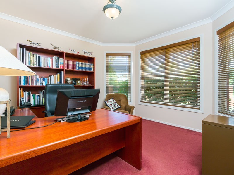 3 Pryor Street, Ormiston QLD 4160