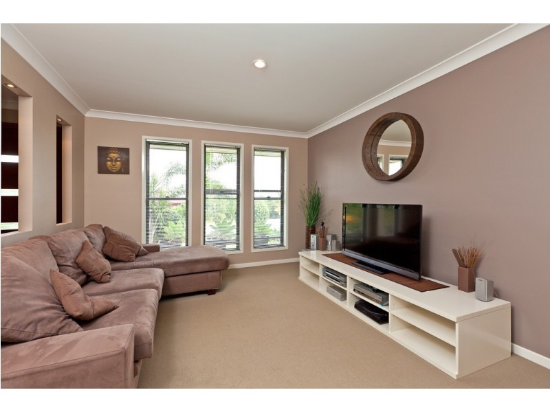 48 Hayman Street, Redland Bay QLD 4165