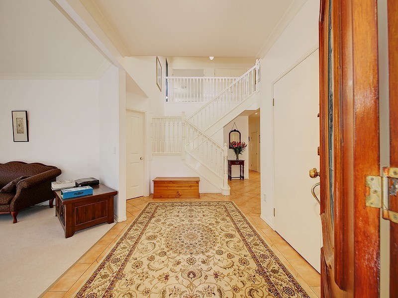 17 CONOCHIE PLACE, Ormiston QLD 4160