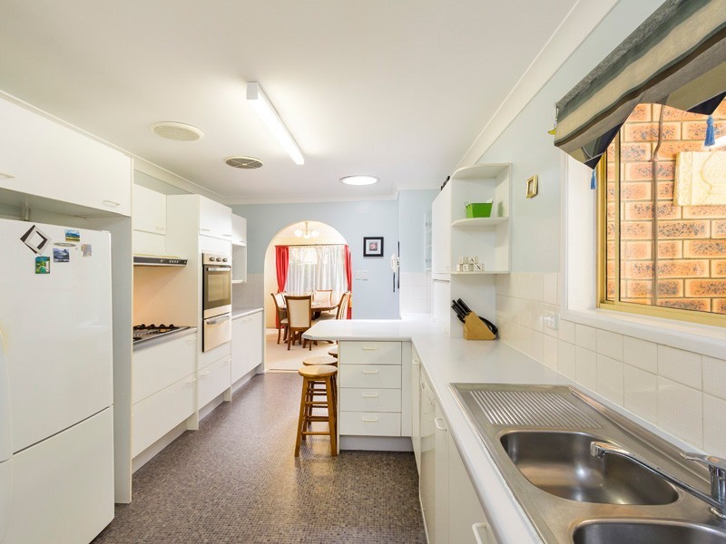 53 High View Drive, Cleveland QLD 4163