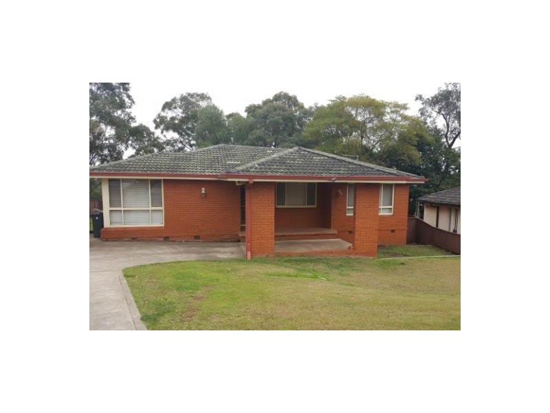 17 Russell Street, Campbelltown NSW 2560