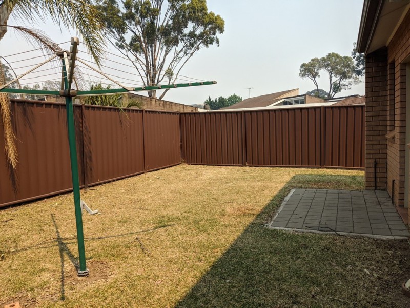 4/41 Currawong Street, Ingleburn NSW 2565