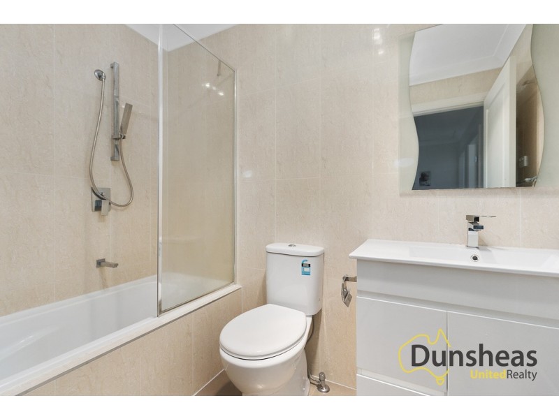 4/2 Jaclyn Street, Ingleburn NSW 2565