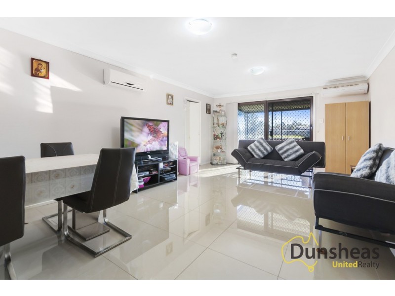 Macquarie Fields NSW 2564