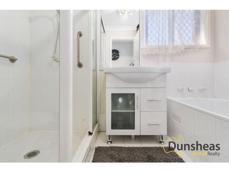 Macquarie Fields NSW 2564