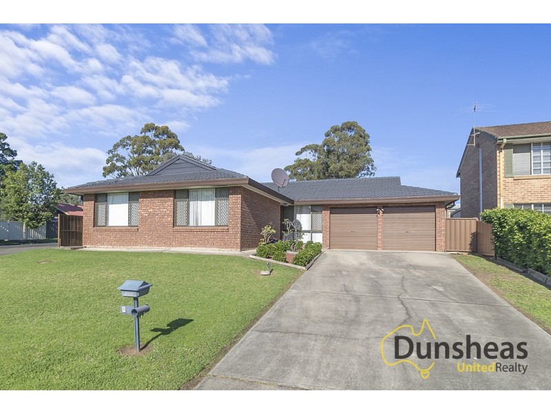 1 Kylie Place, Ingleburn NSW 2565