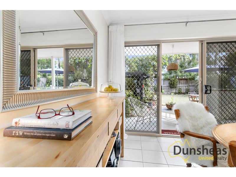 8 Glatton Road, Glenfield NSW 2167