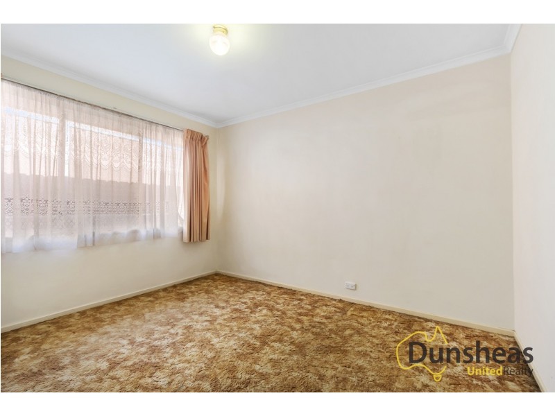 39 Gertrude Road, Ingleburn NSW 2565