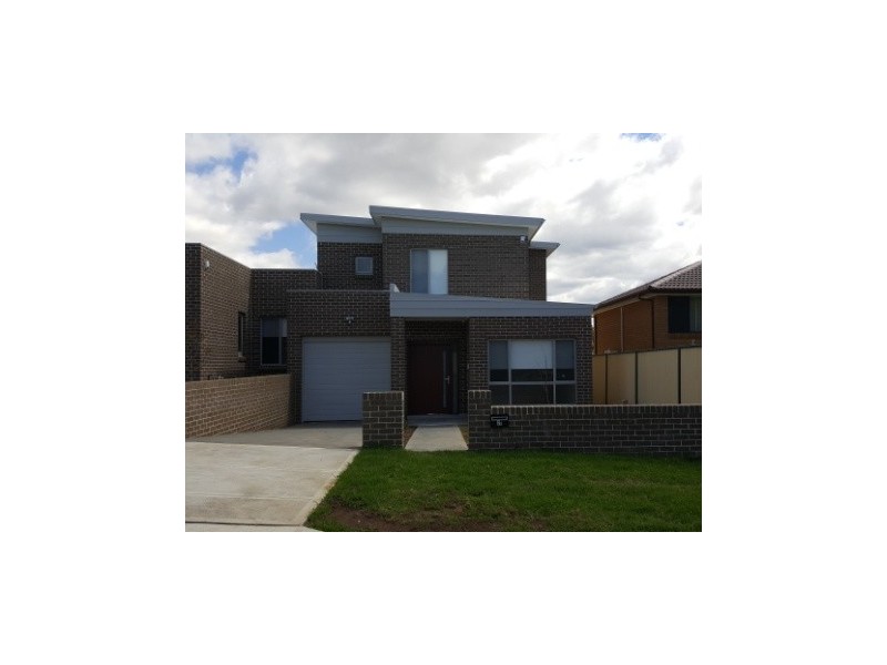 2A Boyer Place, Minto NSW 2566