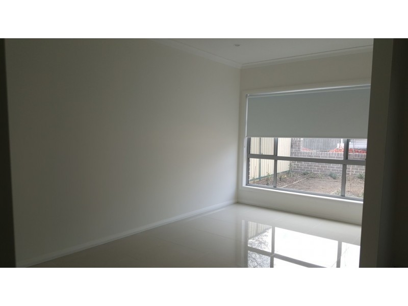 2A Boyer Place, Minto NSW 2566