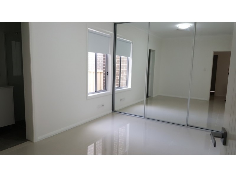 2A Boyer Place, Minto NSW 2566