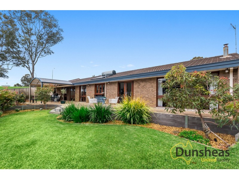 10 Mathis Place, Ingleburn NSW 2565