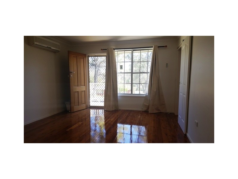 4 Bingara Road, Macquarie Fields NSW 2564