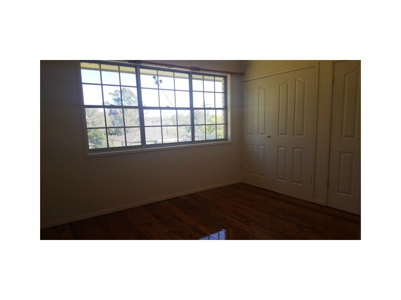 4 Bingara Road, Macquarie Fields NSW 2564