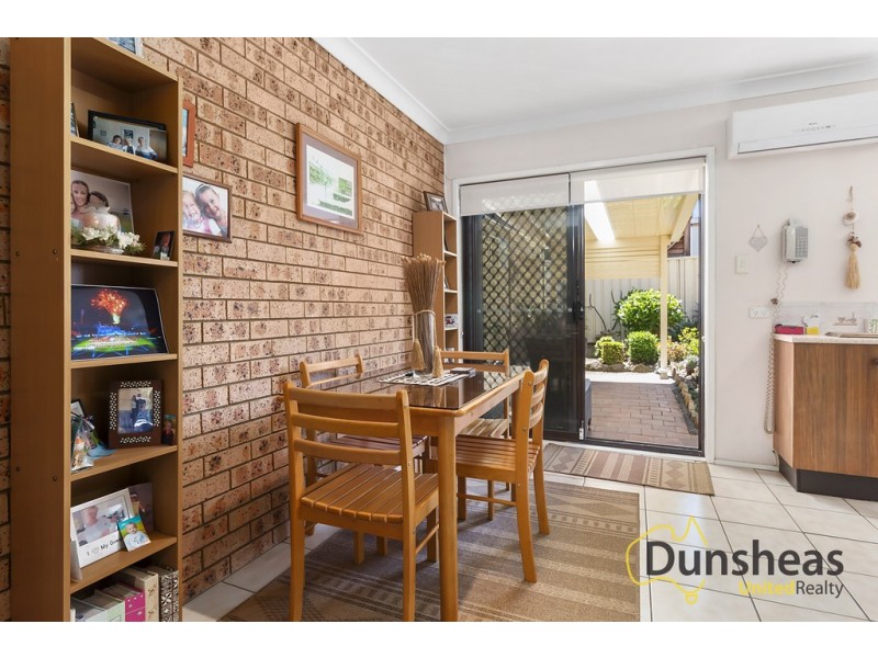 2/4-6 Francis Street, Minto NSW 2566