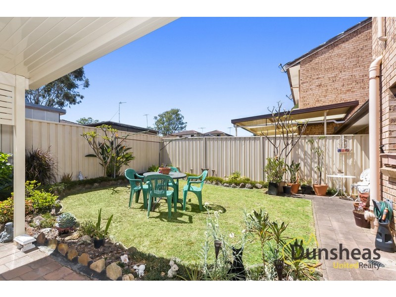 2/4-6 Francis Street, Minto NSW 2566