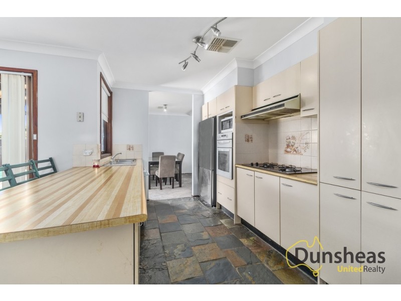 12 Swiveller Close, Ambarvale NSW 2560