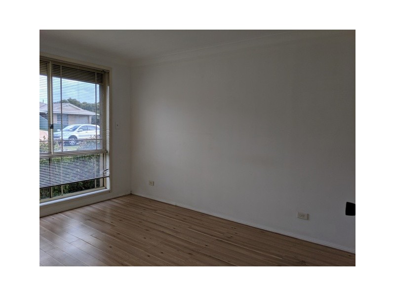 20 Wilkinson Crescent, Ingleburn NSW 2565