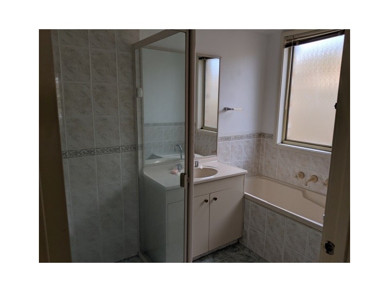20 Wilkinson Crescent, Ingleburn NSW 2565