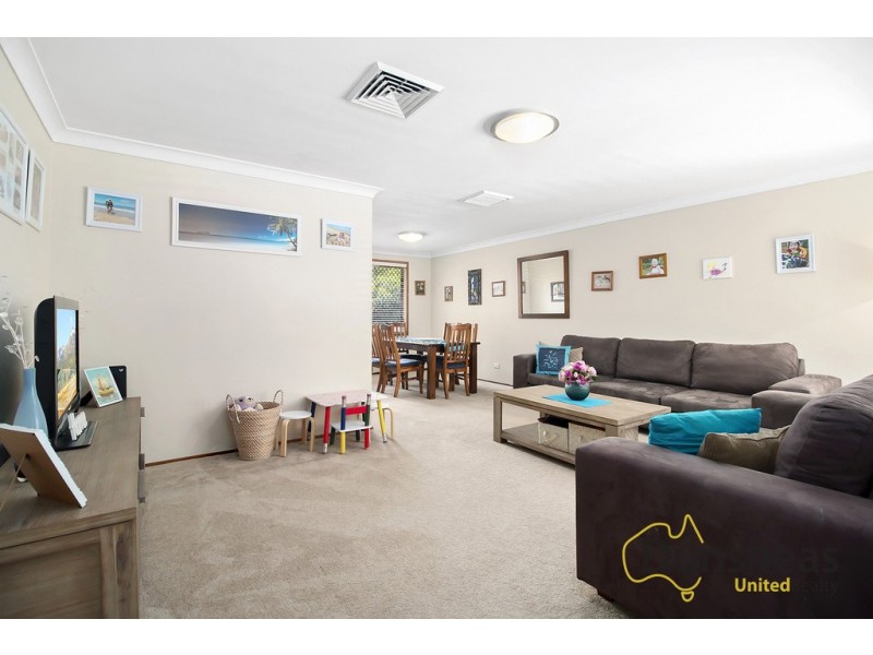58 Bainbridge Ave, Ingleburn NSW 2565