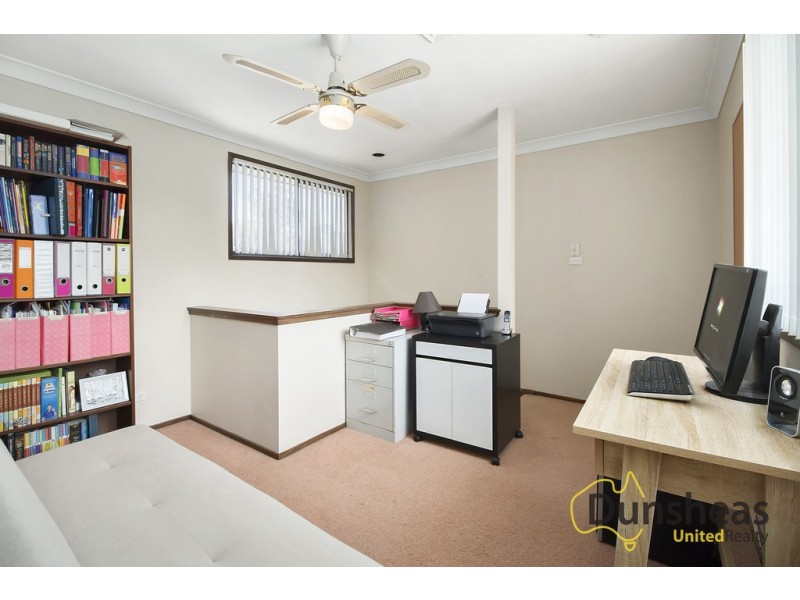 58 Bainbridge Ave, Ingleburn NSW 2565