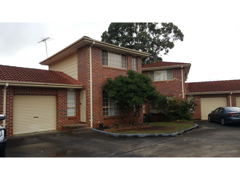 4/11 Barwon Place, Campbelltown NSW 2560