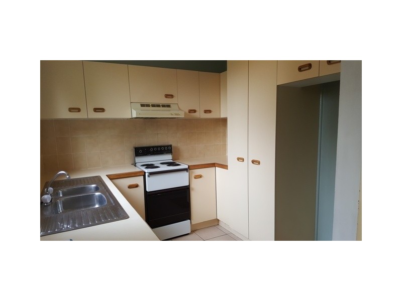 4/11 Barwon Place, Campbelltown NSW 2560