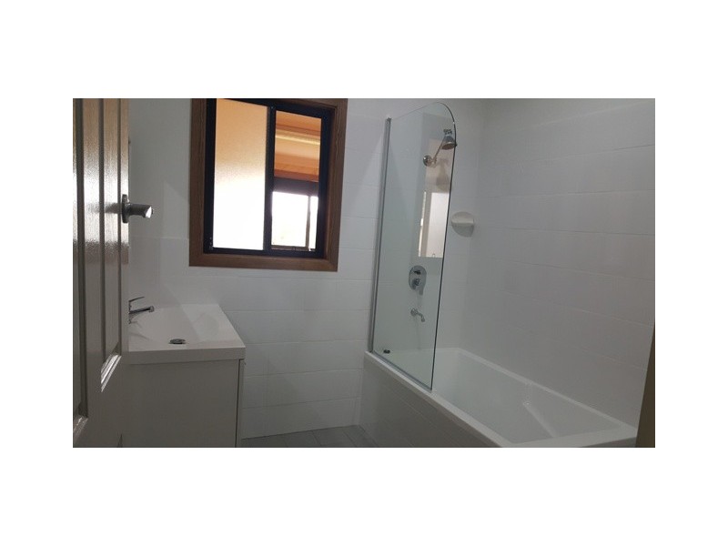 127 Waminda Avenue, Campbelltown NSW 2560