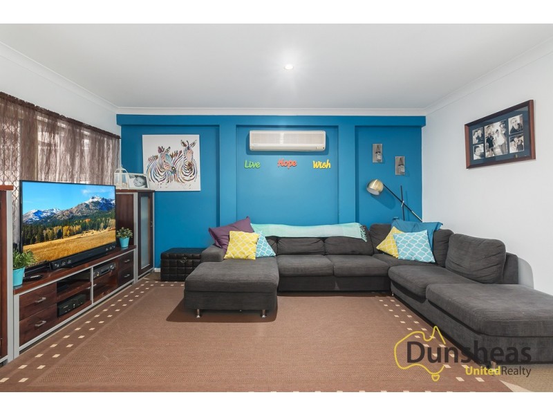 43 Currans Hill Drive, Currans Hill NSW 2567