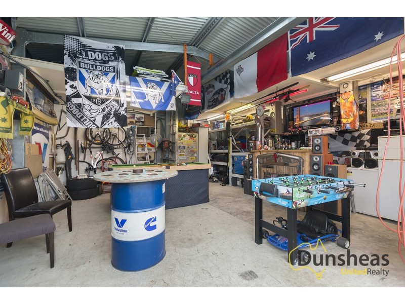 43 Currans Hill Drive, Currans Hill NSW 2567