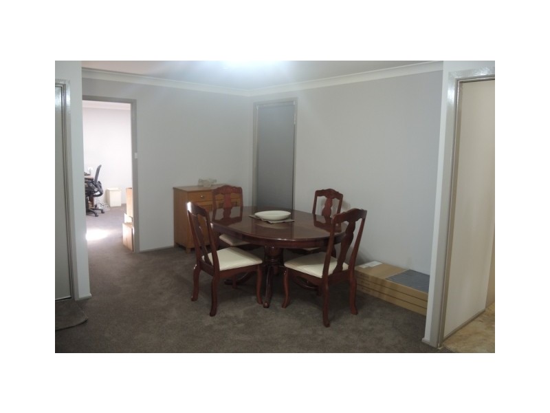 23 Aseki Avenue, Glenfield NSW 2167