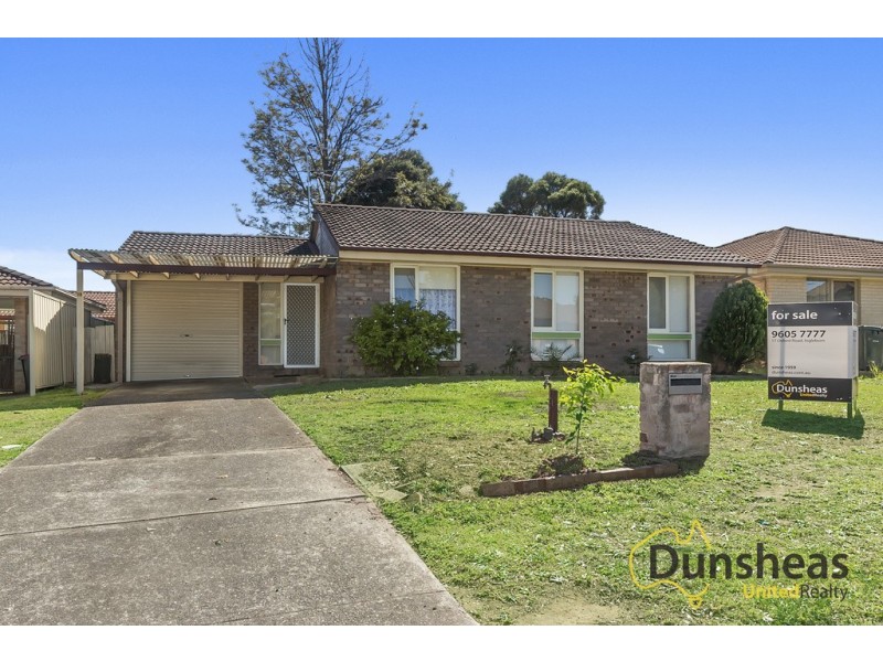 13 Longhurst Road, Minto NSW 2566