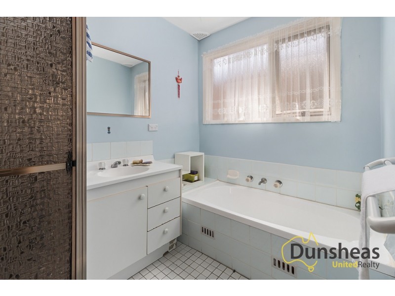 13 Longhurst Road, Minto NSW 2566