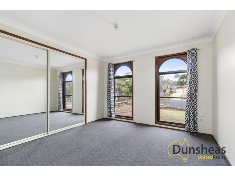 10 Leyland Place, Ingleburn NSW 2565