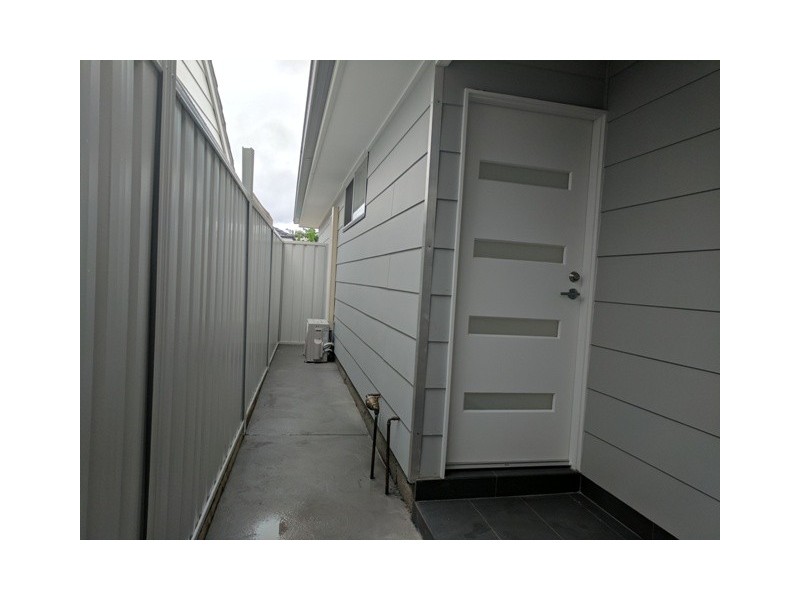 33A Trobriand Crescent, Glenfield NSW 2167