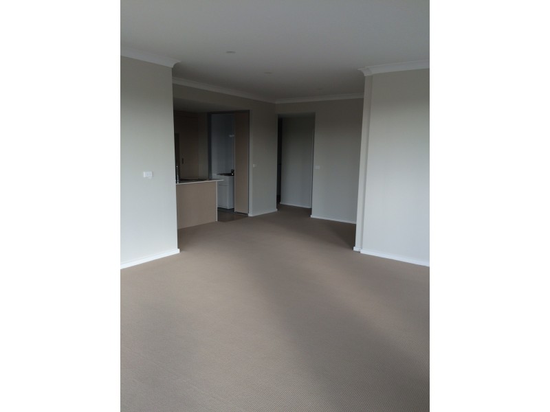 31/47 Stowe Ave, Campbelltown NSW 2560