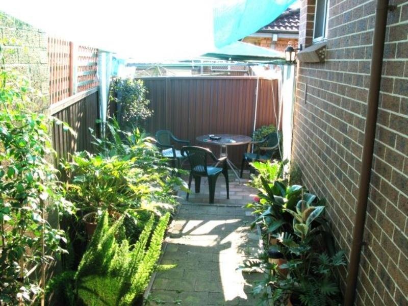 Macquarie Fields NSW 2564