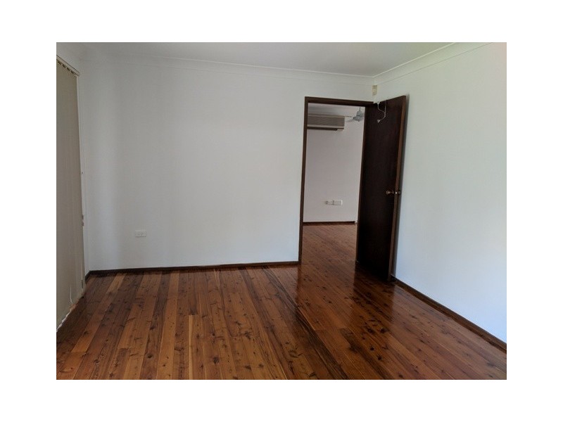 69 Westmoreland, Leumeah NSW 2560