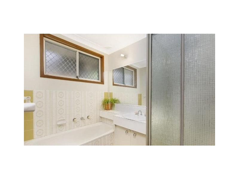 69 Westmoreland, Leumeah NSW 2560